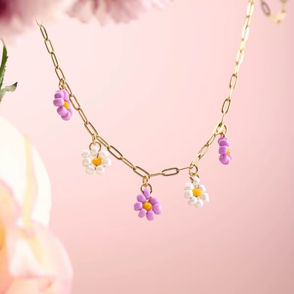 Paperclip  18K Gold Plated Stainless Steel Necklace - Picture 7 of 10